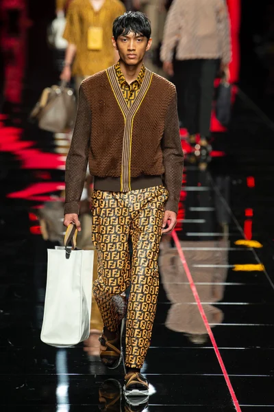 Look 41